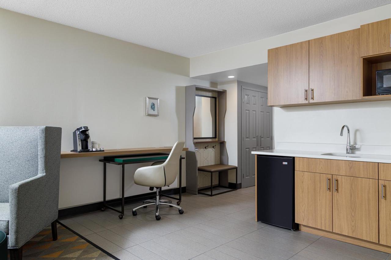 Holiday Inn Cleveland By Ihg Экстерьер фото