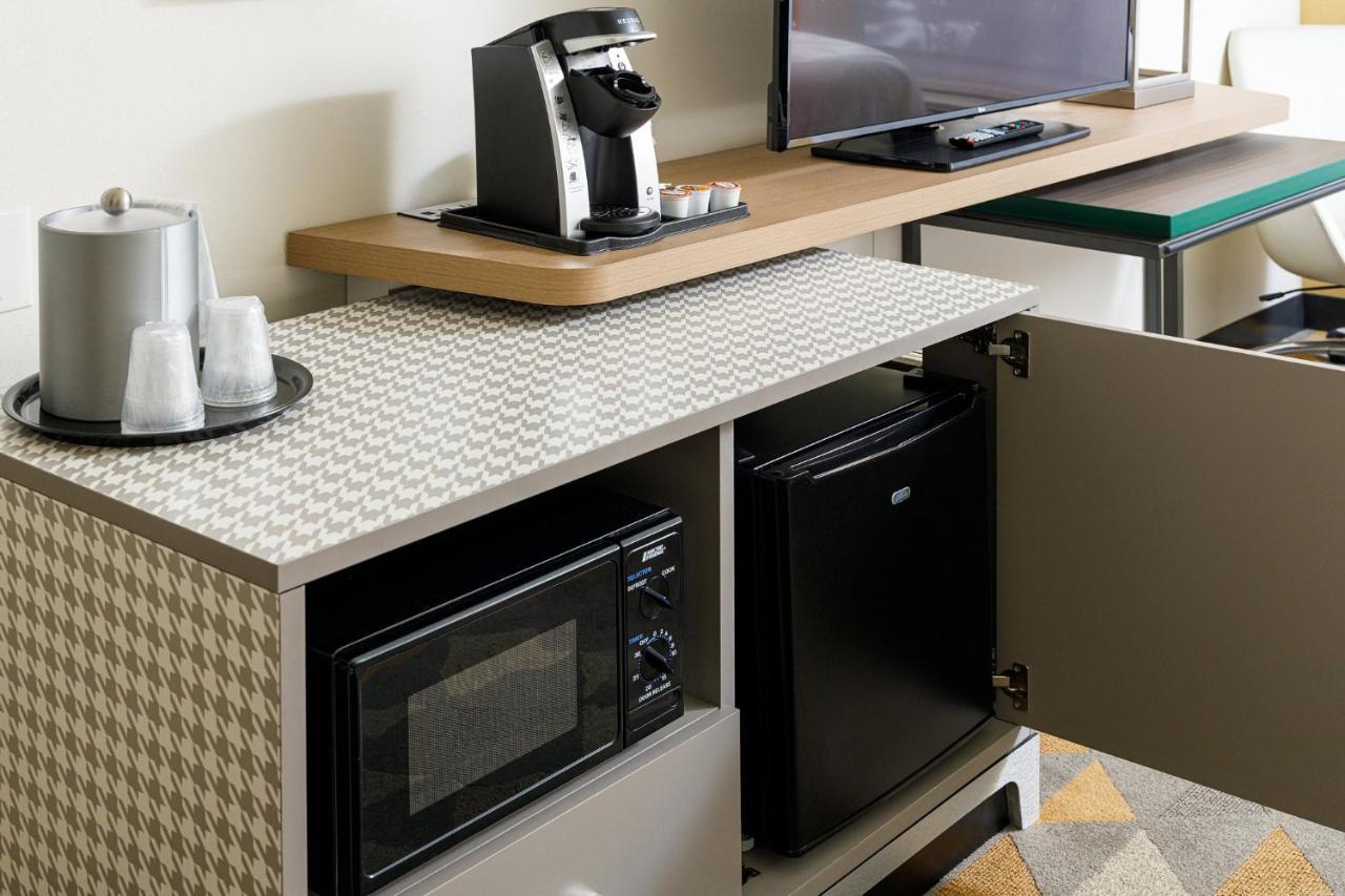Holiday Inn Cleveland By Ihg Экстерьер фото