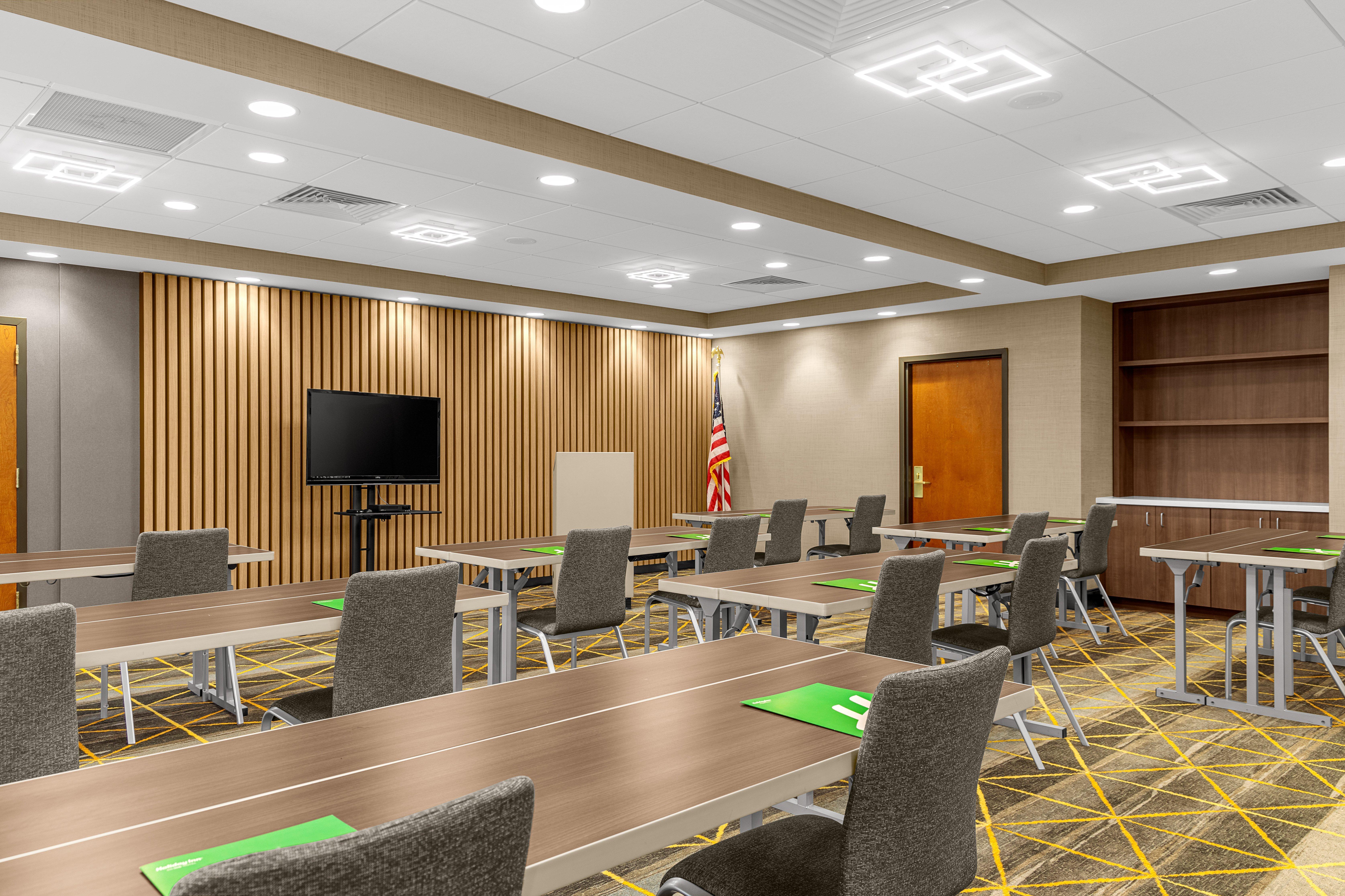 Holiday Inn Cleveland By Ihg Экстерьер фото