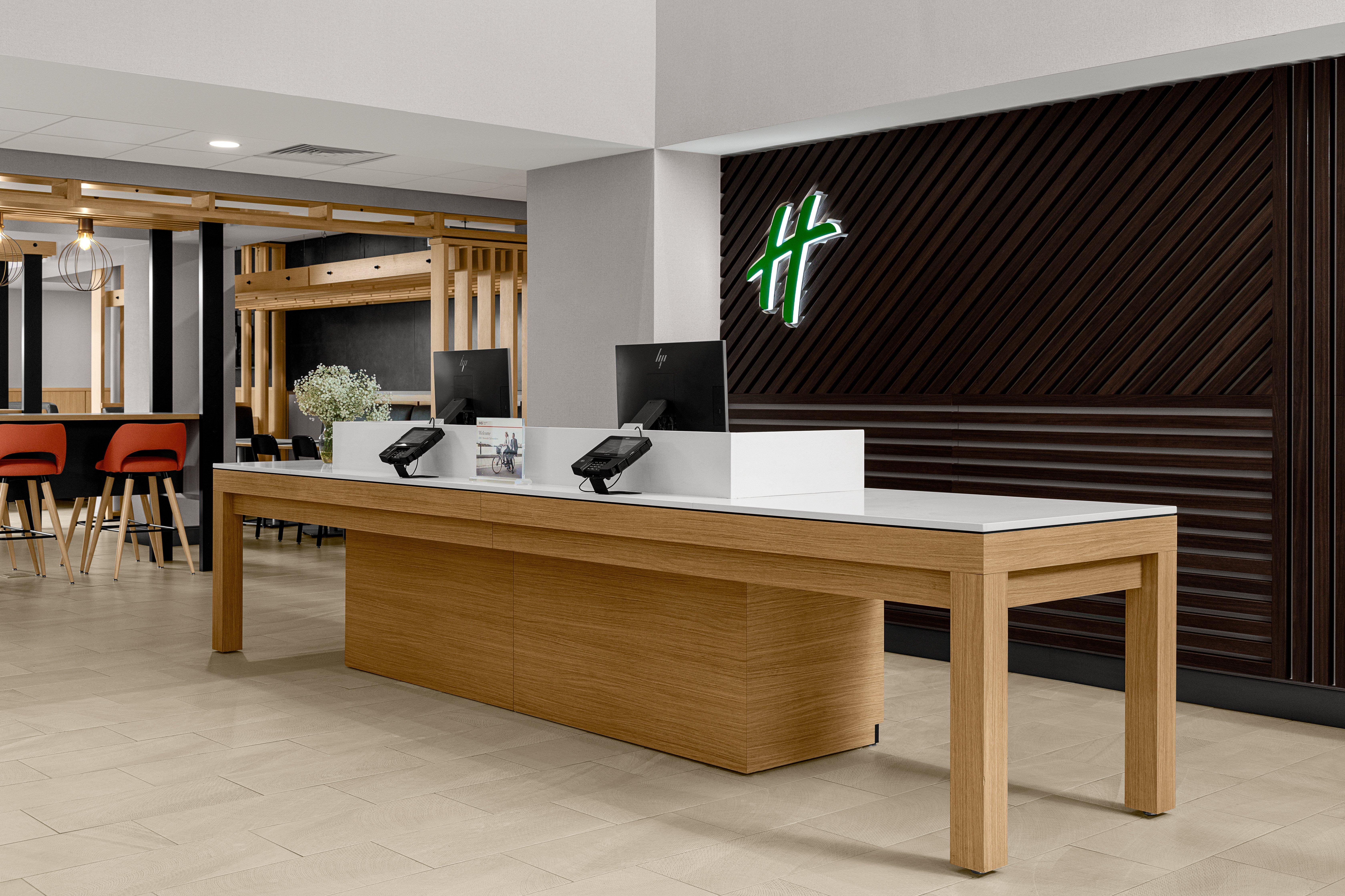 Holiday Inn Cleveland By Ihg Экстерьер фото