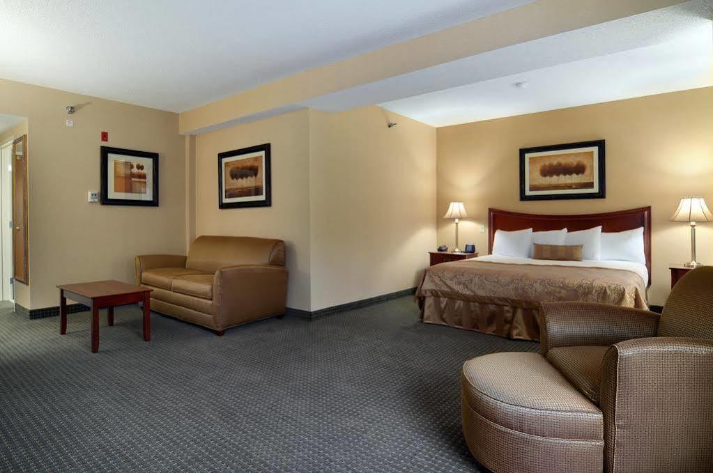 Holiday Inn Cleveland By Ihg Экстерьер фото